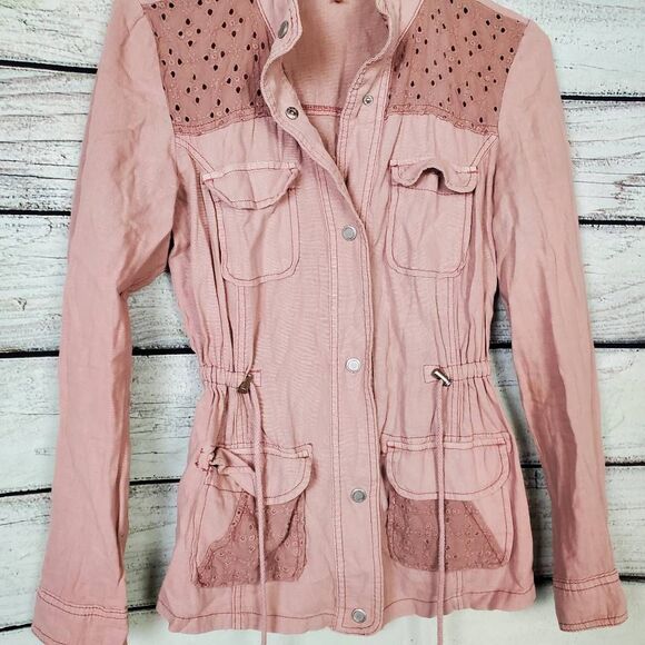 Maurices Linen Blend Utility Jacket Women’s XS Pink Eyelet Detail Pockets - Picture 2 of 8